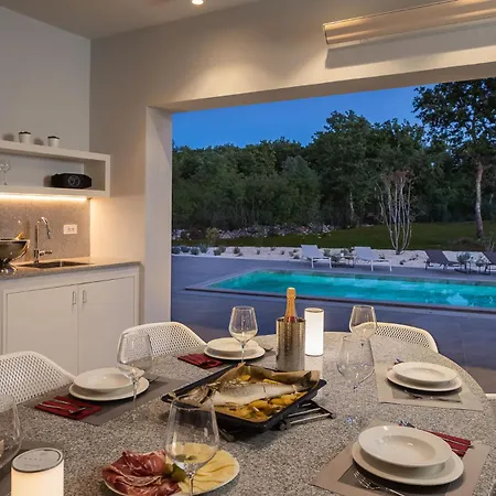 빌라 Vines, Modern Luxury In Serene Seclusion *
