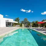 Vines, Modern Luxury In Serene Seclusion Villa Svetvinčenat