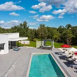 Vines, Modern Luxury In Serene Seclusion Villa *