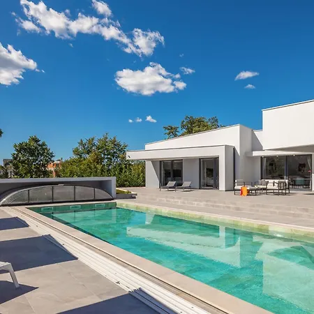 Vines, Modern Luxury In Serene Seclusion Villa Svetvinčenat